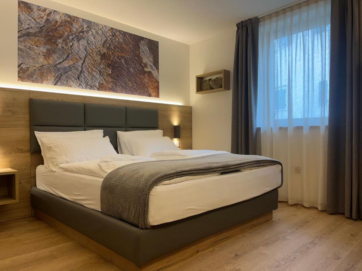 Le Rocce Val Di Non - Quality Room & Breakfast Tassullo エクステリア 写真