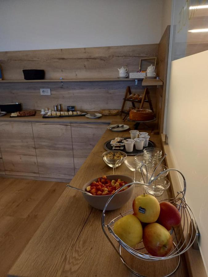 Le Rocce Val Di Non - Quality Room & Breakfast Tassullo エクステリア 写真