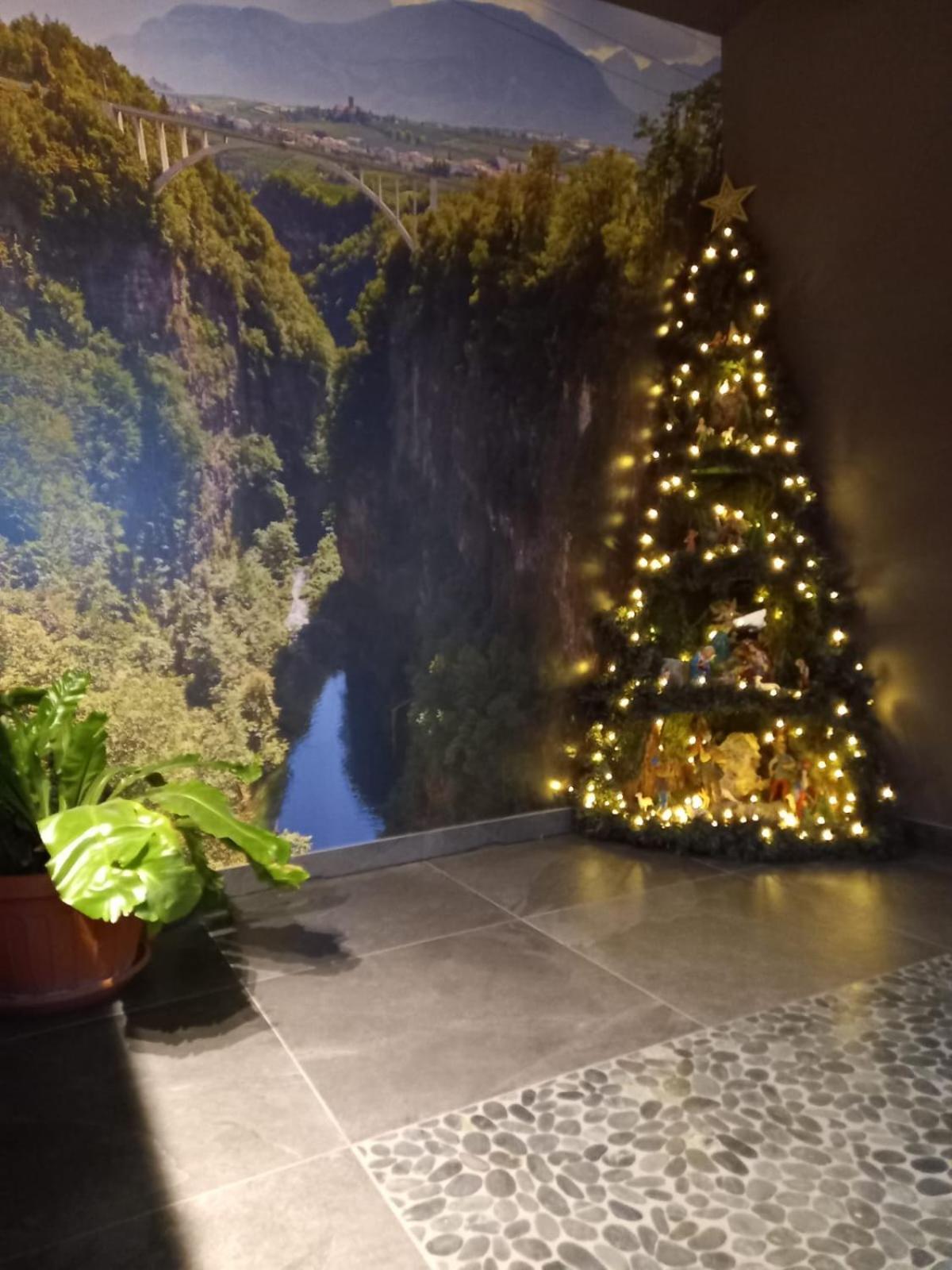 Le Rocce Val Di Non - Quality Room & Breakfast Tassullo エクステリア 写真