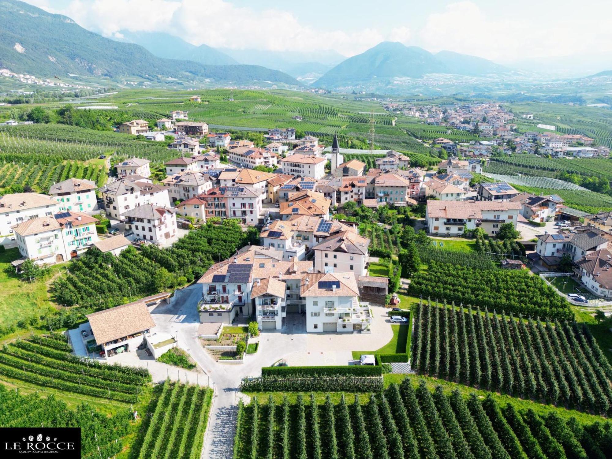 Le Rocce Val Di Non - Quality Room & Breakfast Tassullo エクステリア 写真